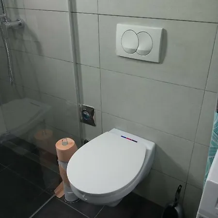 Casa Laura شقة غييكا